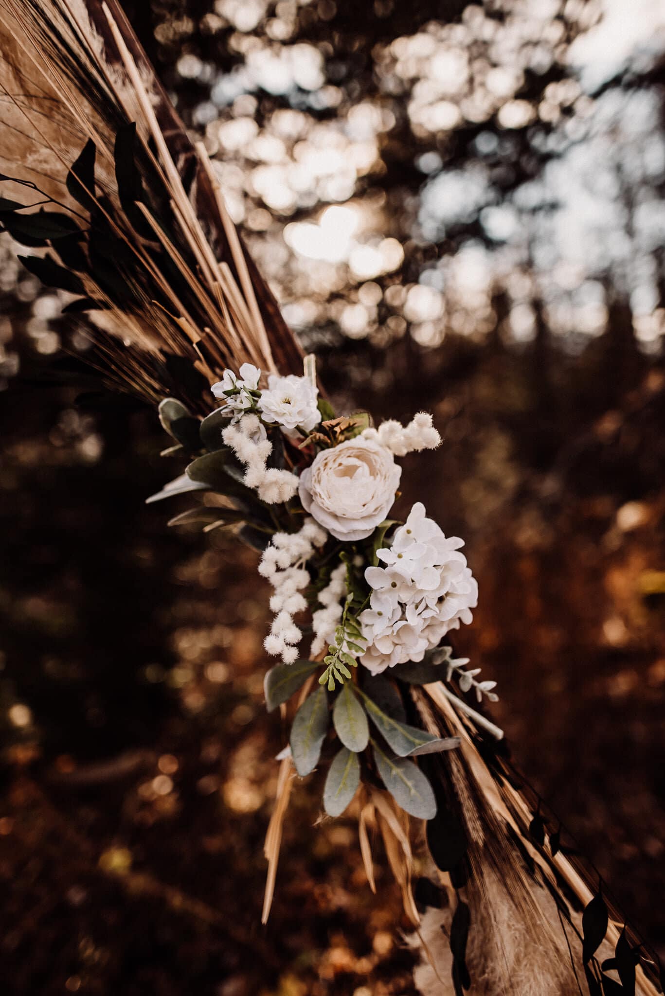 Maine wedding photography elopement bar harbor Acadia national park Christmas winter harvest mini wood triangle arch red velvet sofa
