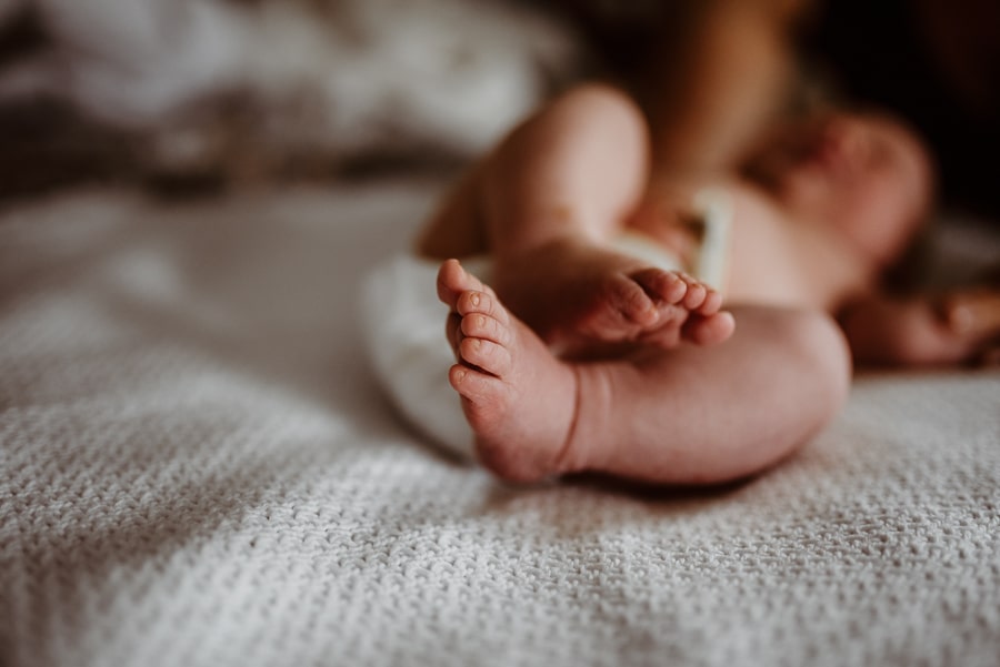 Birth Baby Storytelling Photography Mayo Regional Hospital Fresh 48 Newborn flower bath siblings Maine