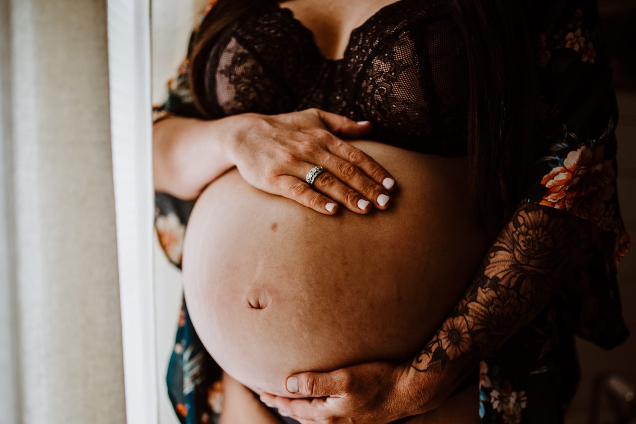67384875_10156647568702309_3183630897408638976_o.jpgMaine maternity Breezy Photography pregnant boho bohemian lifestyle boudoir photo shoot black bra sweater